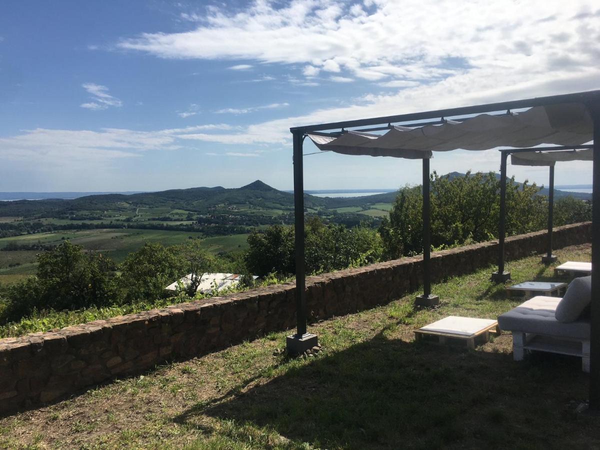 Chateau Segesdi Borapartman Gyulakeszi Kültér fotó